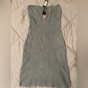 RIBBED TUBE TOP DRESS PRETTYLITTLETHING